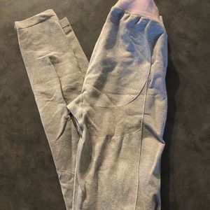 Smal women’s Gymshark leggings flex